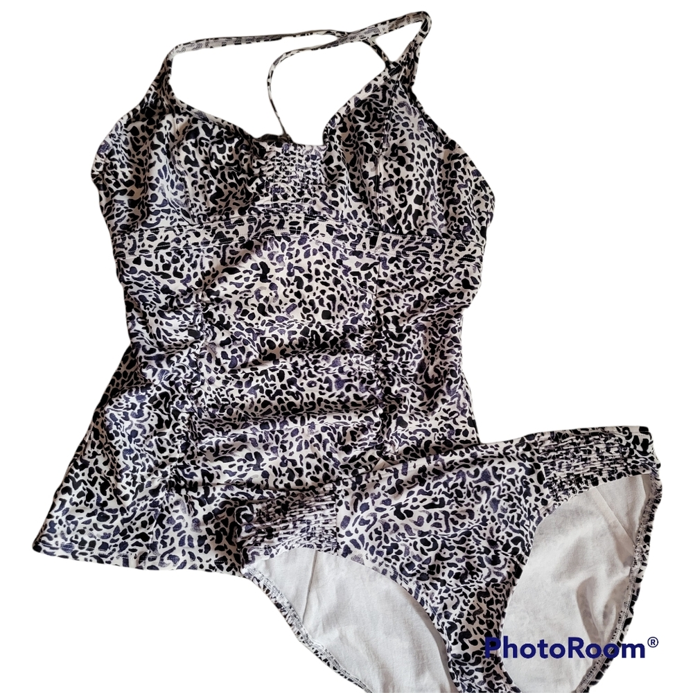 Athleta 2 pc tankini swim suit Medium